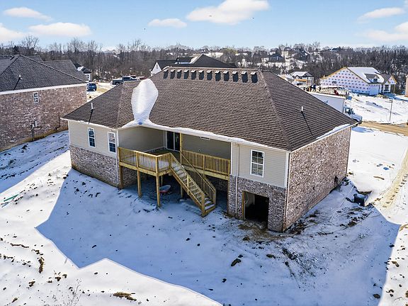 3rd image of 312 Circle Point Dr