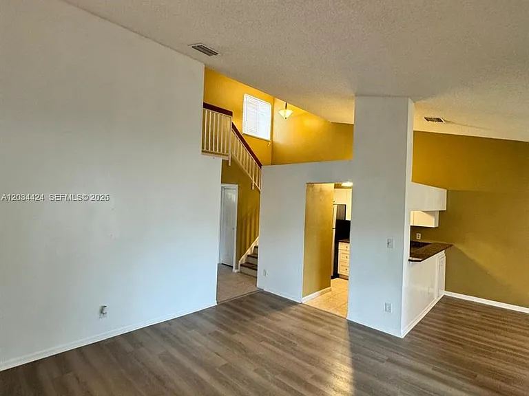 911 Coral Club Dr #911 — Photo 21