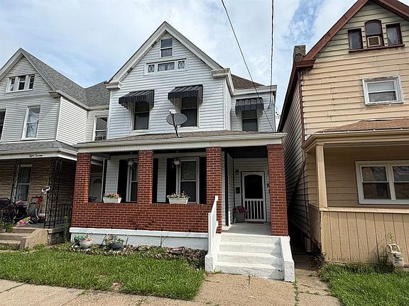 2nd image of 812 Rose St