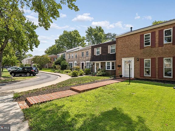 4th image of 6450 Gildar St