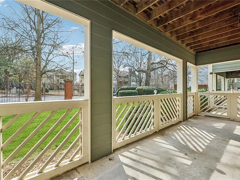 434 McGill Pl NE — Photo 30