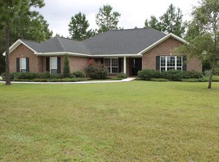 207 Cooks Corner Rd, Lucedale, MS 39452