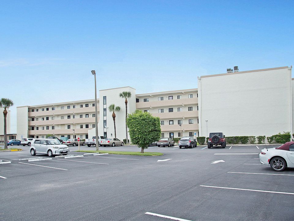 1st image of 2467 S Washington Ave #211