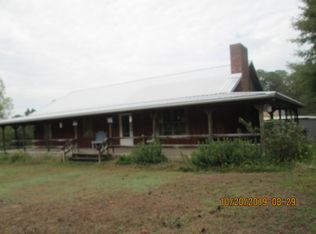 3245 Hogan Rd, Deatsville, AL 36022