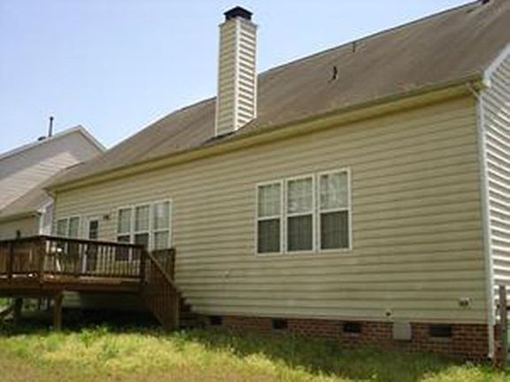 2nd image of 10 Laurel Leaf Ct
