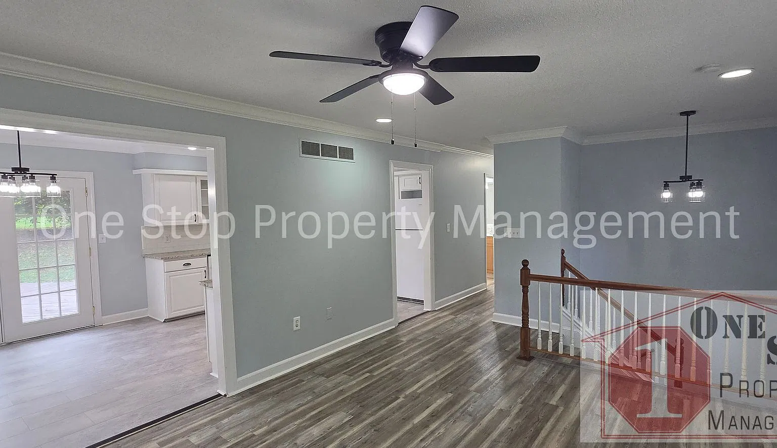 Beautiful 3 Bedroom / 1.5 Bathroom House in Blue Springs! — Photo 4