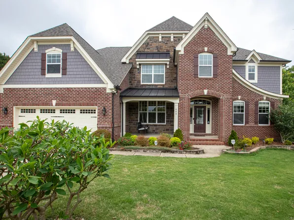 408 Cole Crest Ct, Cary, NC 27513