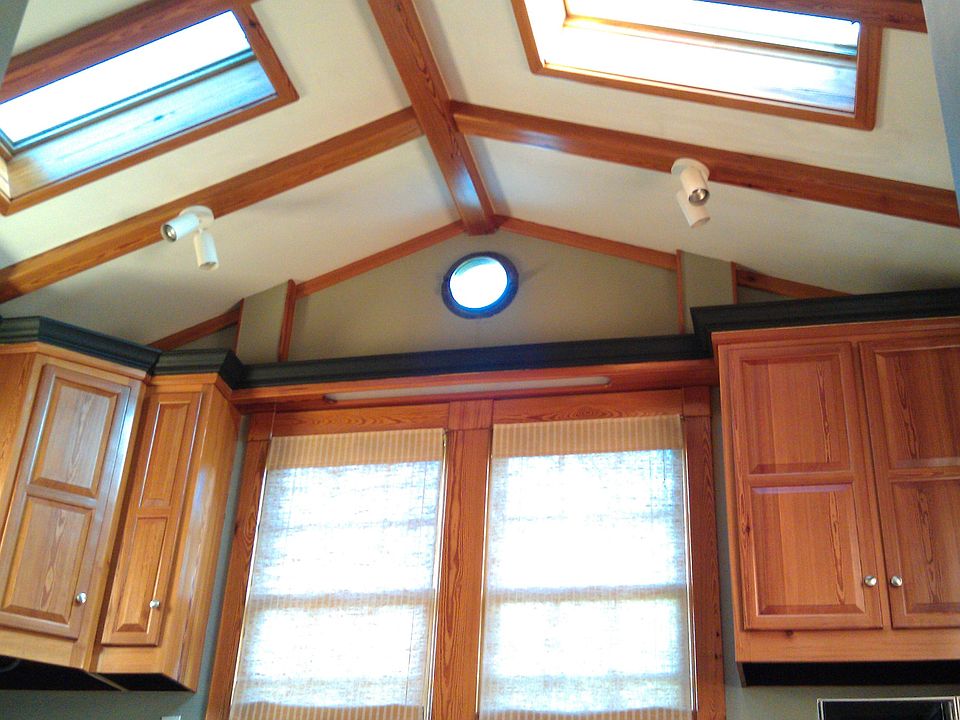 1st image of 404 10th St