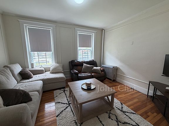 2nd image of 4 Vinal St APT 3
