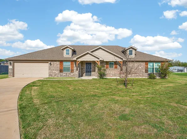 3905 Chippewa Ct, Granbury, TX 76048