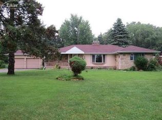 701 E Silver Lake Rd, Linden, MI 48451