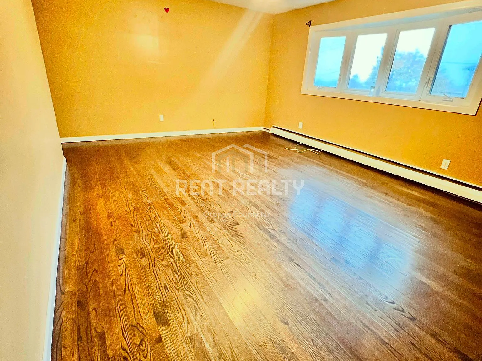 3 bed, $3,000 — Photo 3