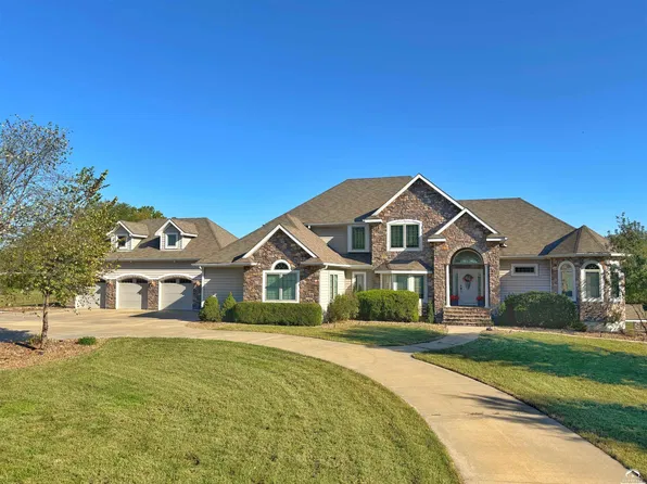 850 N 1663rd Rd, Lawrence, KS 66049
