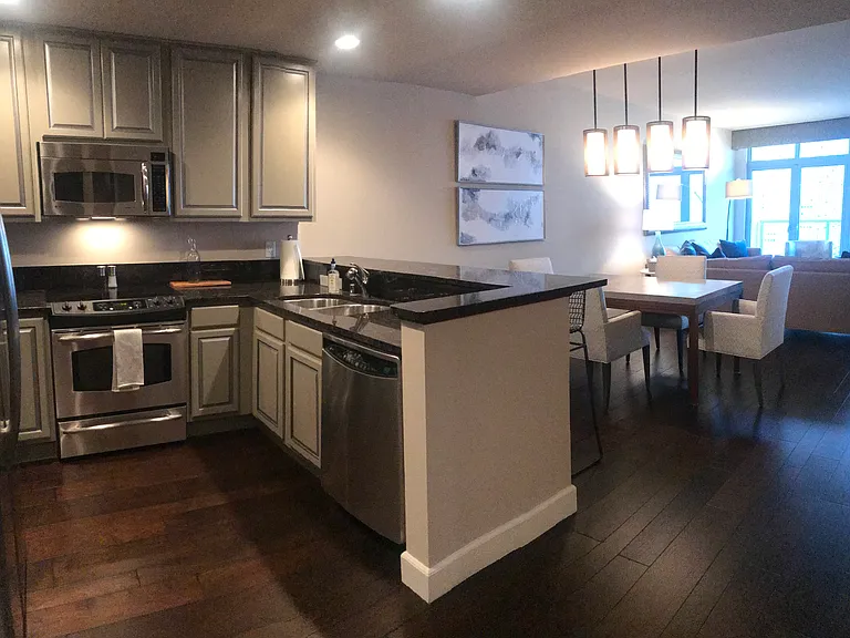 50 N Sierra St — Photo 3