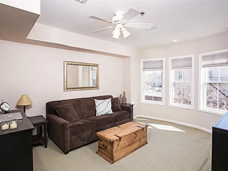 200 Jackson St #3 — Photo 9