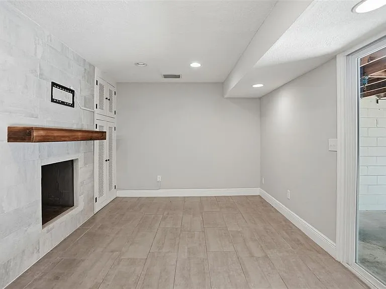 727 N Himes Ave — Photo 37