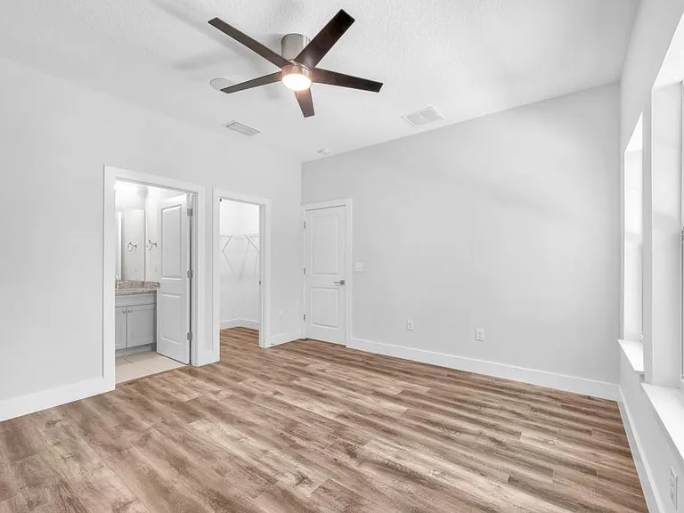 3120 W Azeele St #1 — Photo 34