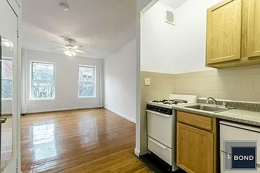 Rented by Bond New York