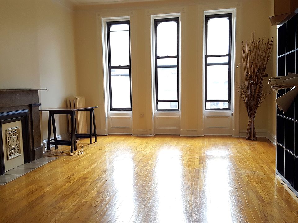 1st image of 145 W 72nd St APT 4b
