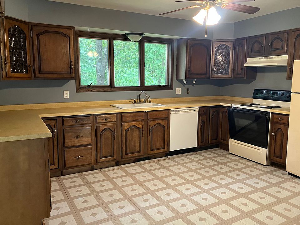 215 Jordan Road Apartment Rentals Stevens Point, WI Zillow