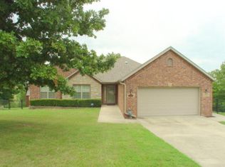 280 Holts Lake Dr, Branson, MO 65616