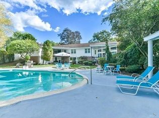 22 Lake Pkwy, Webster, MA 01570