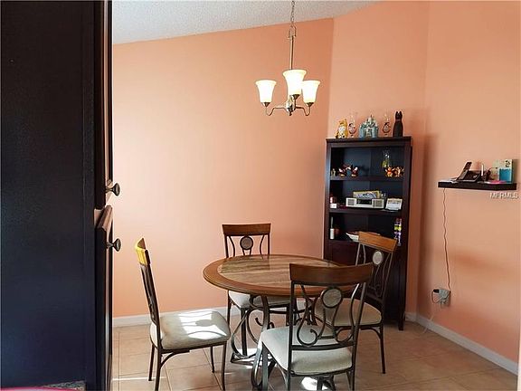 4th image of 2601 Summer Creek Dr