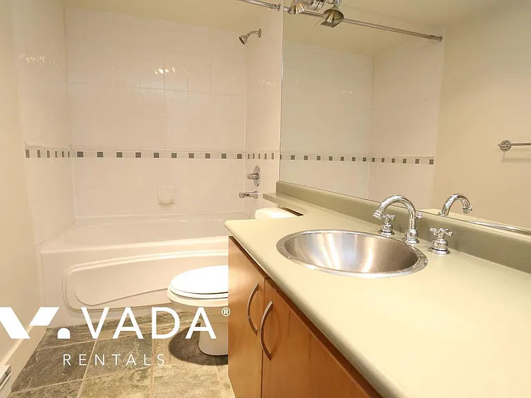 1216 Homer St #213 — Photo 9