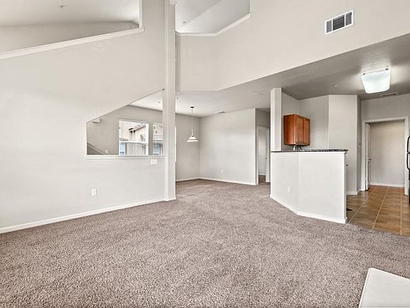 4th image of 17000 Wedge Pkwy Unit 2021