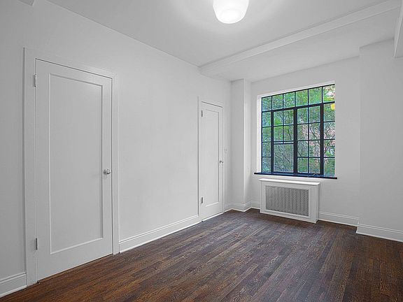 3rd image of 433 W 21st St APT 2E