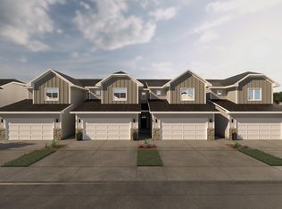6952 Poppy Ct, Johnston, IA 50131