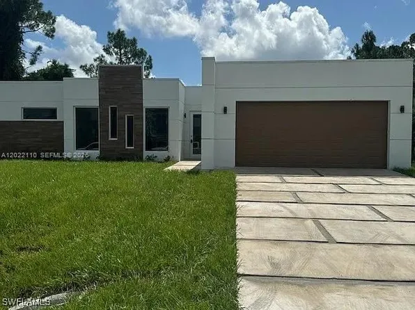 55 Colin Ave S, Lehigh Acres, FL 33976
