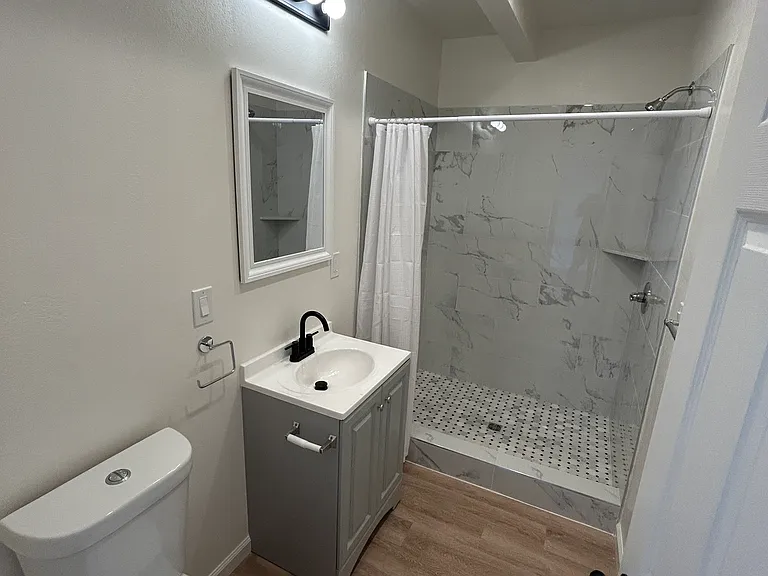 10999 Palm St #A — Photo 7