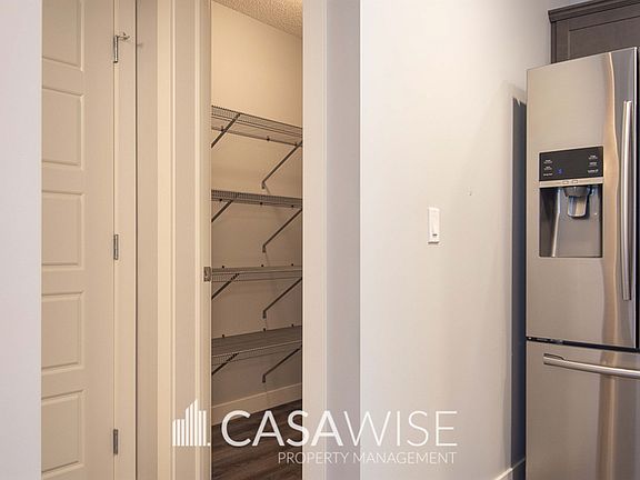 4th image of 1005 Graydon Hill Blvd SW #52