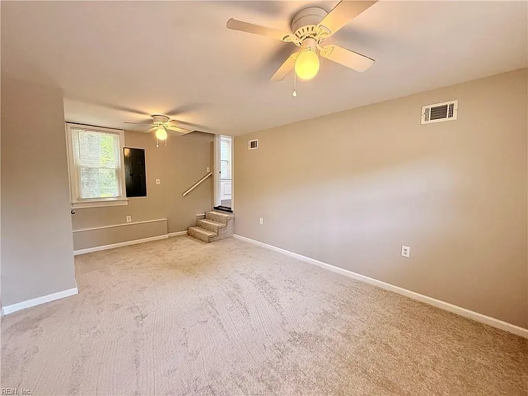 1182 Duncan Dr — Photo 7