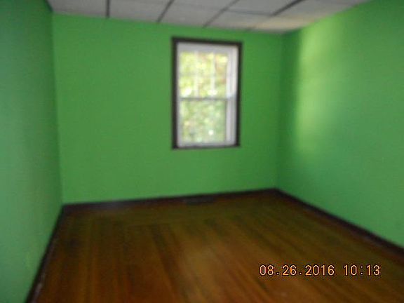 5th image of 5419 Warren Ave