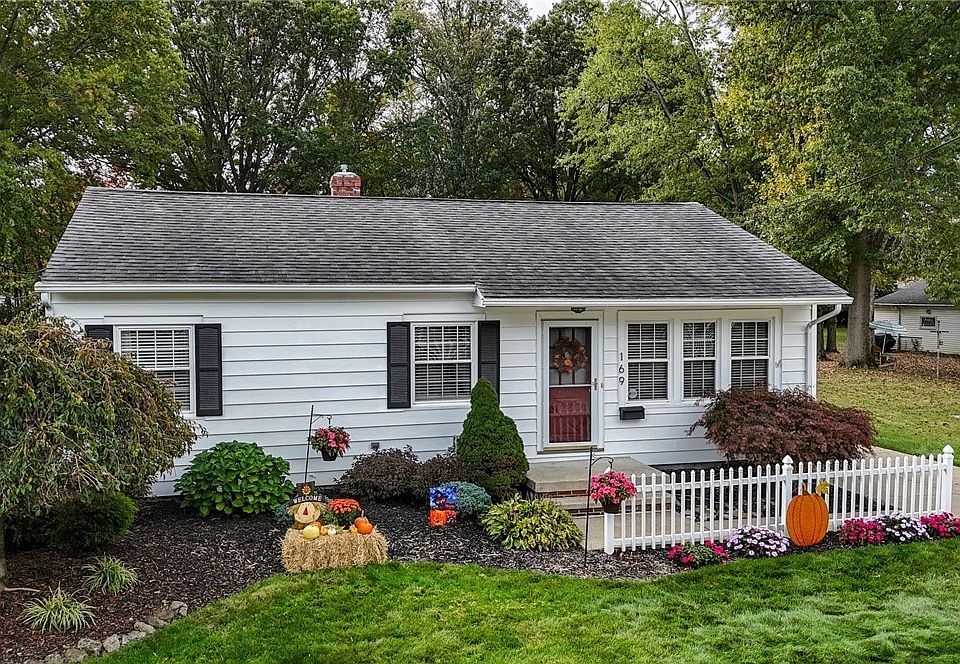 1st image of 169 Kempton Dr