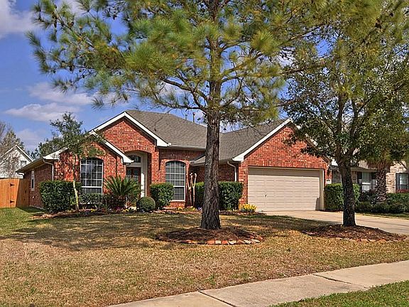 3rd image of 18210 Crossland Ct