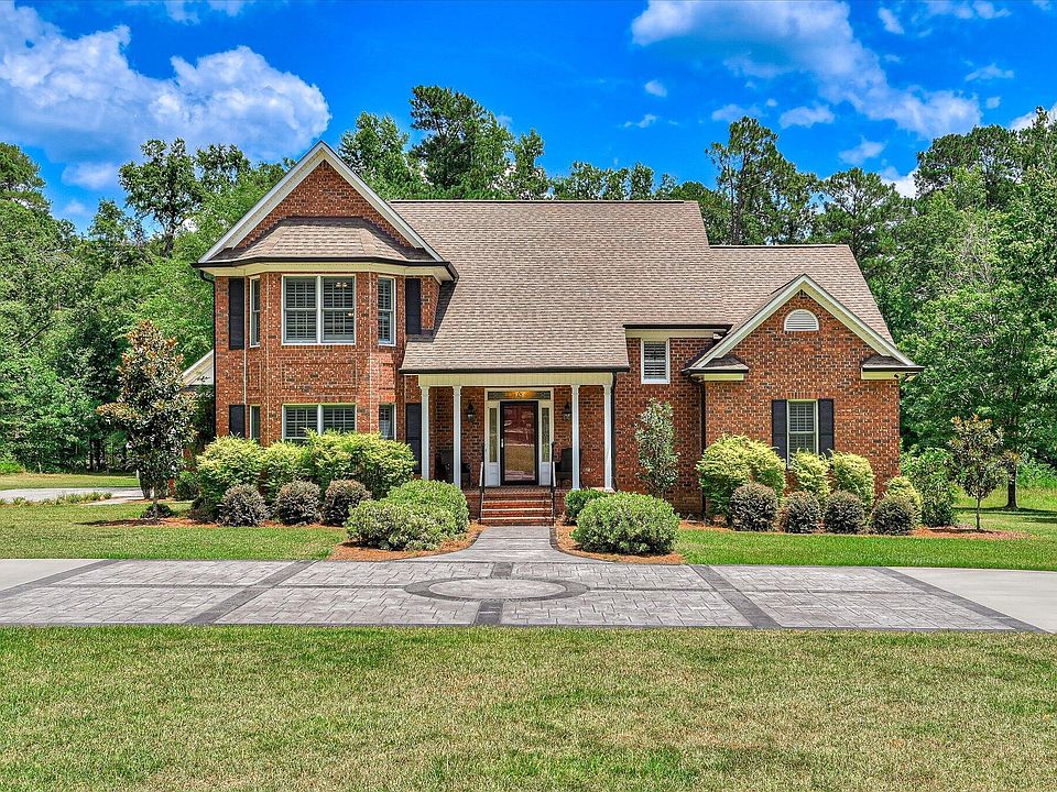 1st image of 723 Wood Valley Rd