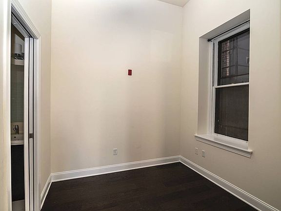 Sample 1BR/1BA