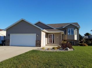 705 25th Ave NW, Austin, MN 55912