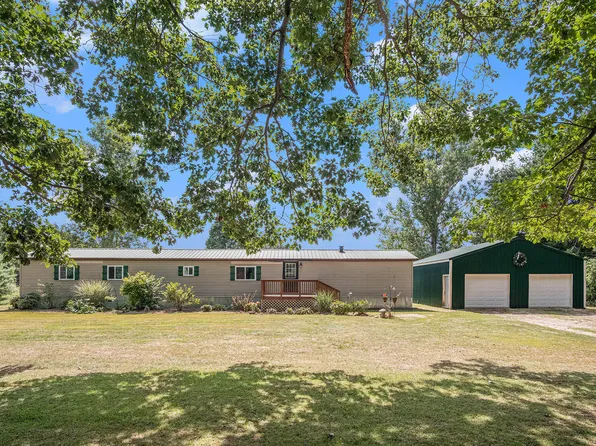 13660 Eighteen Mile Rd, Gowen, MI 49326