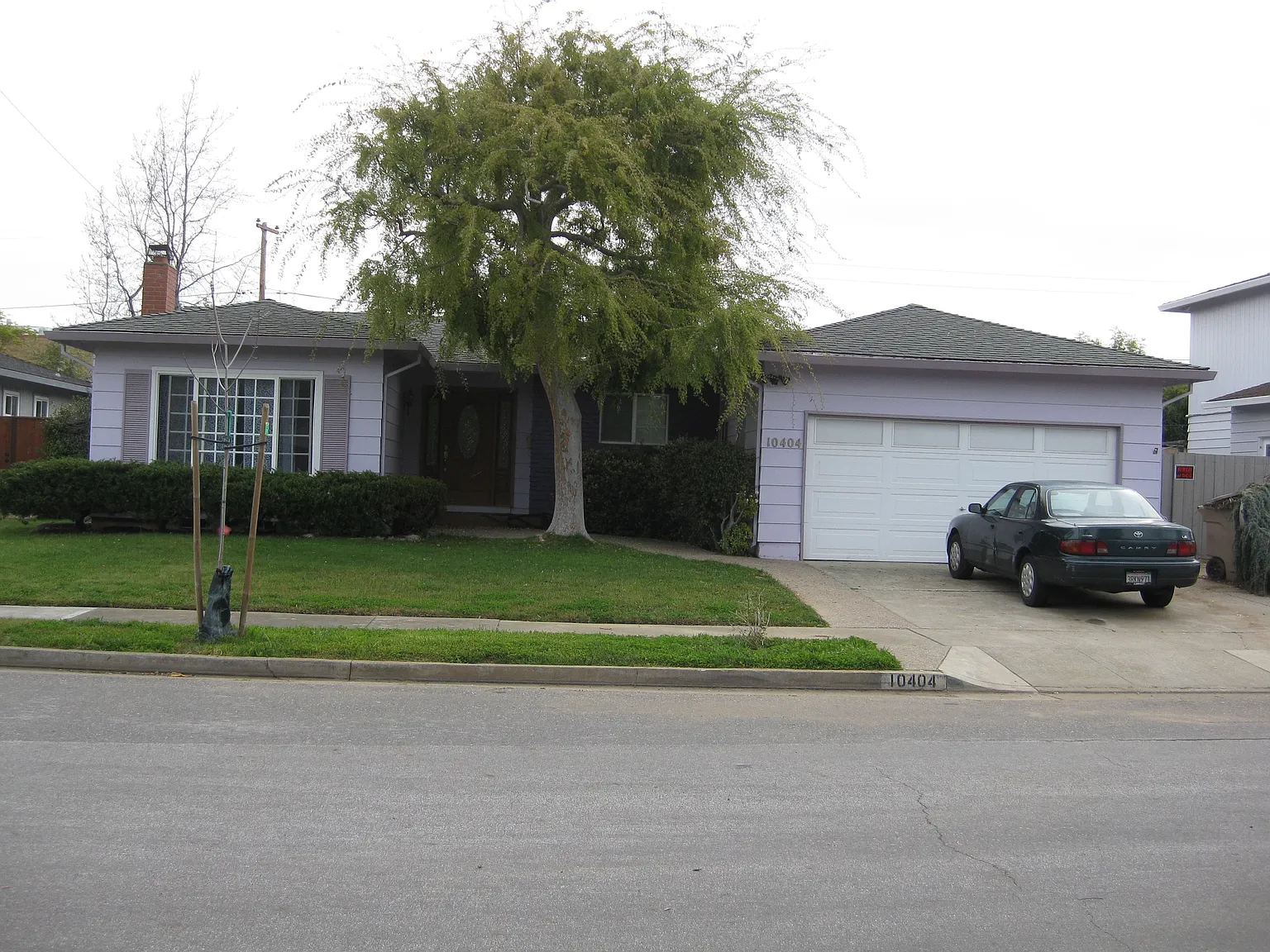 10404 Paradise Dr photo 1