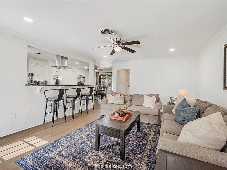 3514 Midwest Dr — Photo 4