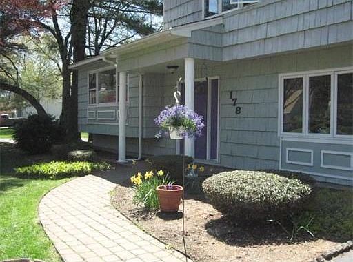3rd image of 178 Westfield Dr