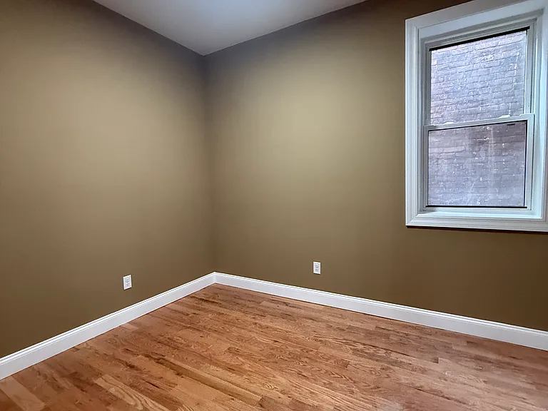 169 S 9th St #2R — Photo 6