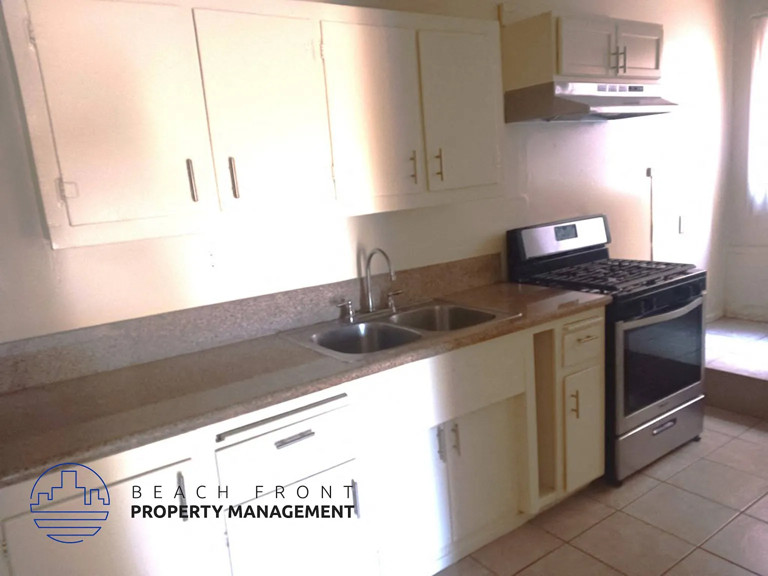 2609 Voorhees Ave. — Photo 2