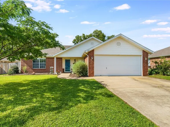 803 Jon Dr, Bentonville, AR 72712