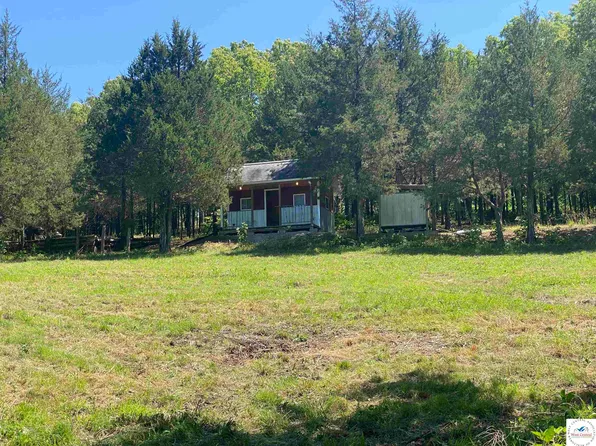 Crabtree Ave, Warsaw, MO 65355