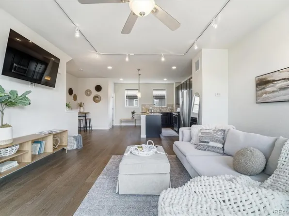 704 E Hinsdale Avenue, Littleton, CO 80122